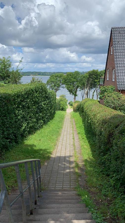 Ferienwohnung In Weisser Villa Am Kliff Flensburg Exterior photo